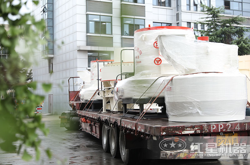 石油焦磨粉机设备发货 石油焦磨粉机设备发货