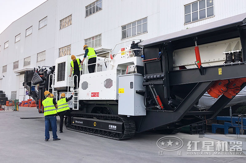 客户到厂近距离考察设备 客户到厂近距离考察设备