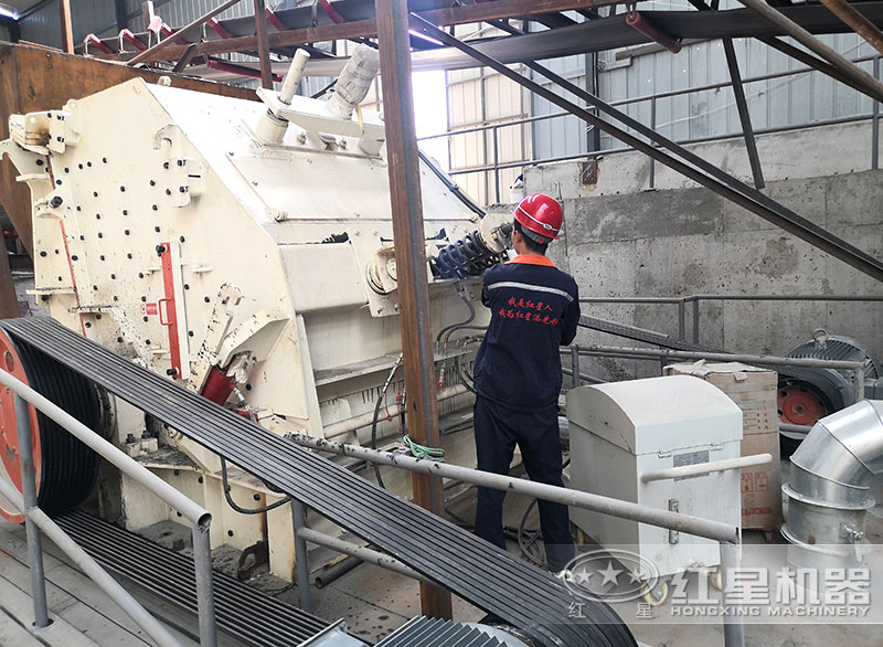 冰球突破机器售后人员现场检查设备 冰球突破机器售后人员现场检查设备
