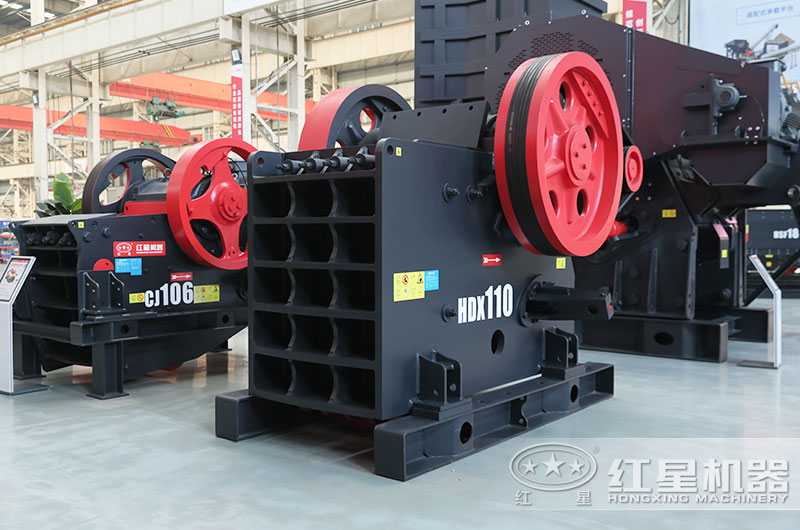 矿用破碎机图片 矿用破碎机图片