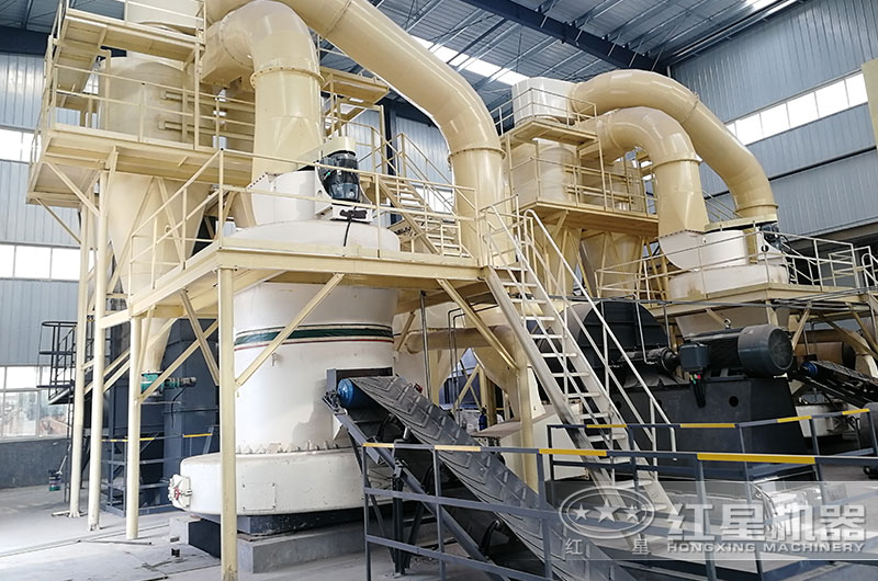 山西客户高强磨粉机工作现场图片 山西客户高强磨粉机工作现场图片