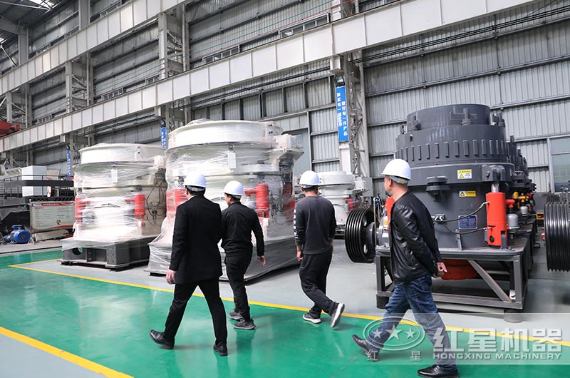 客户来厂参观了解设备 客户来厂参观了解设备