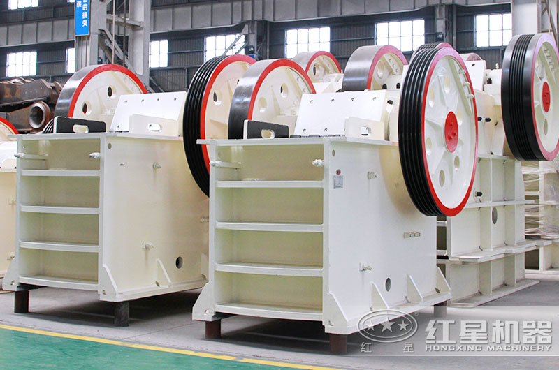 萤石破碎机图片 萤石破碎机图片