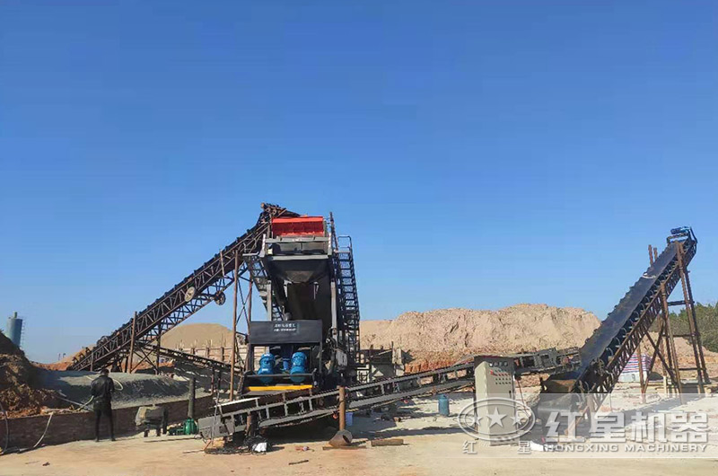 8Сʱ300Ŀɽʯͷɳӻɳͻƿʯеһվ